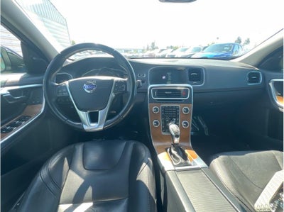 2016 Volvo S60 T5 Inscription Platinum Sedan 4D