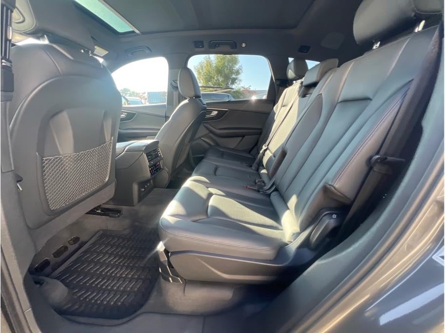 2021 Audi Q7 45 TFSI Premium Plus Sport Utility 4D