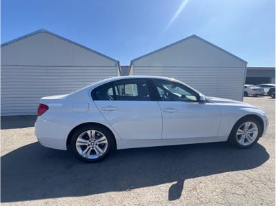 2017 BMW 3 Series 330i Sedan 4D