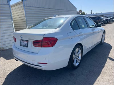 2017 BMW 3 Series 330i Sedan 4D