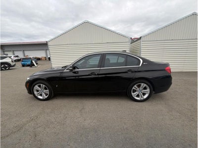 2017 BMW 3 Series 330e iPerformance Sedan 4D