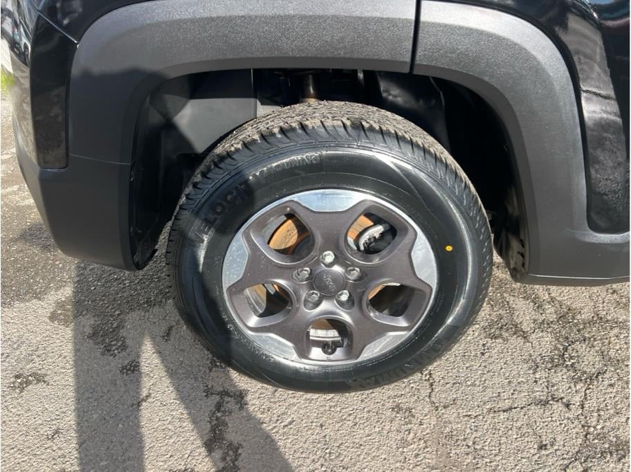 2016 Jeep Renegade Sport SUV 4D