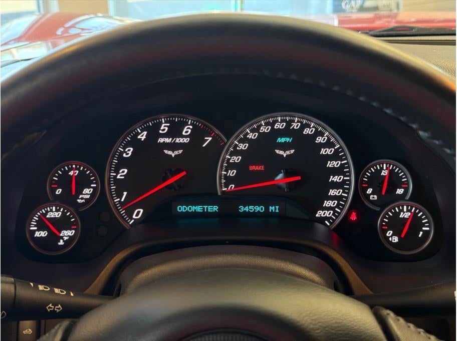 2005 Chevrolet Corvette Convertible 2D