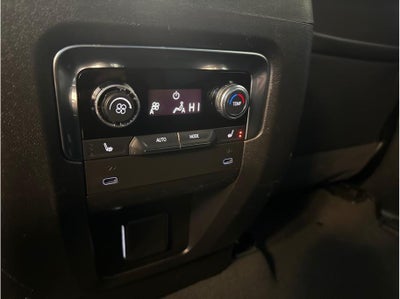 2025 GMC Yukon Denali Sport Utility 4D