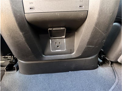 2025 Chevrolet Suburban Premier Sport Utility 4D