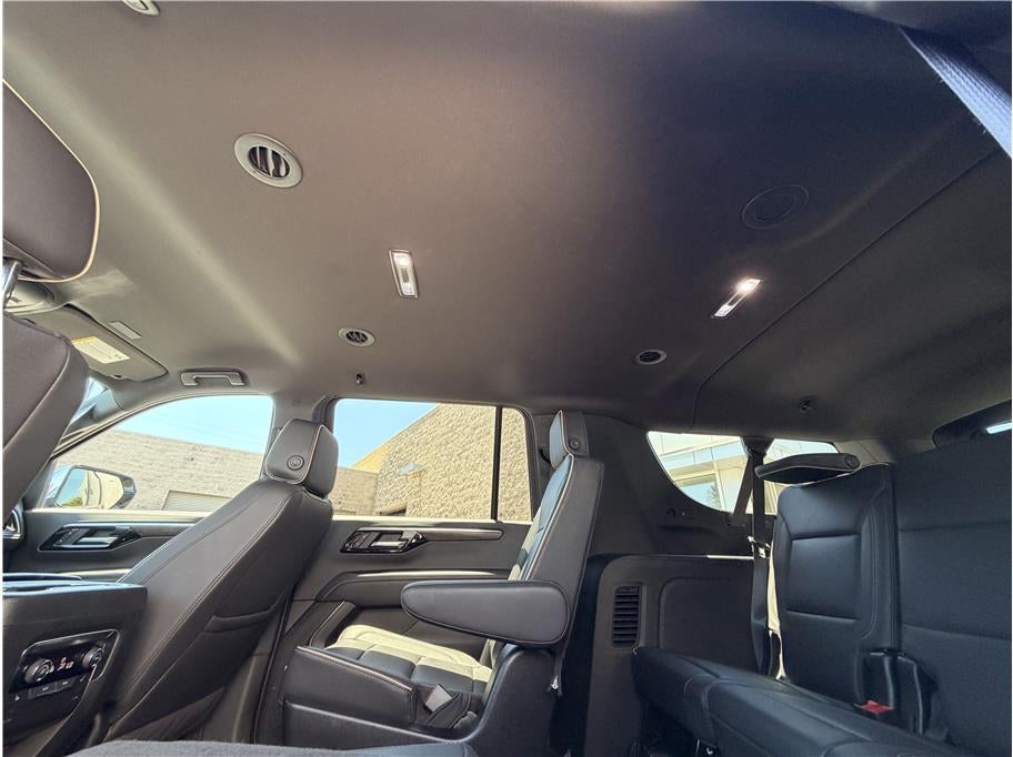 2025 Chevrolet Suburban Premier Sport Utility 4D