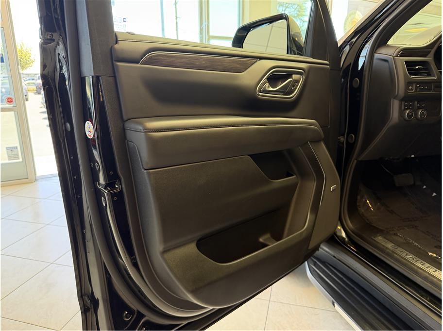 2024 Chevrolet Suburban LT Sport Utility 4D