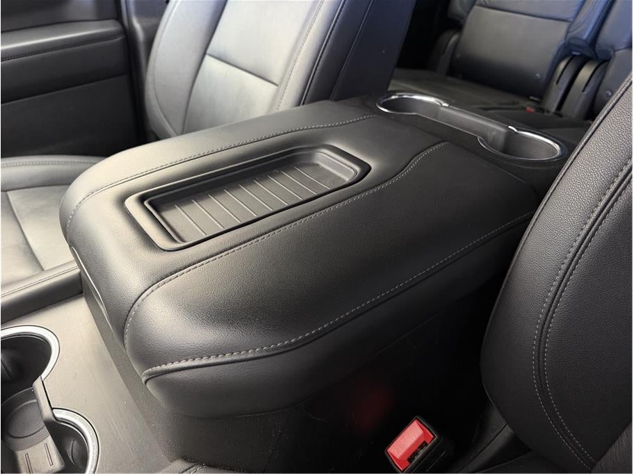 2024 Chevrolet Suburban LT Sport Utility 4D