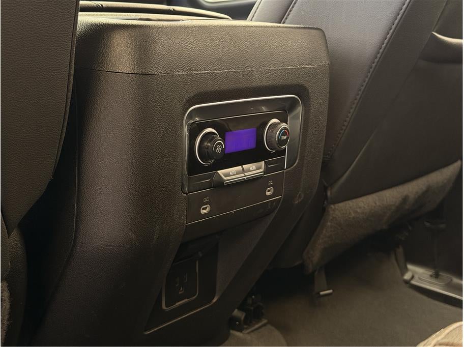 2024 Chevrolet Suburban LT Sport Utility 4D