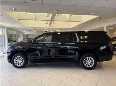 2024 Chevrolet Suburban LT Sport Utility 4D
