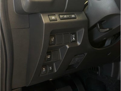 2026 Nissan Frontier Crew Cab PRO-4X Pickup 4D 5 ft