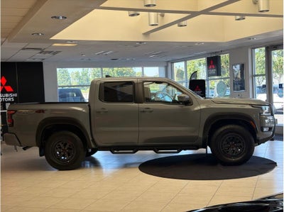 2026 Nissan Frontier Crew Cab PRO-4X Pickup 4D 5 ft