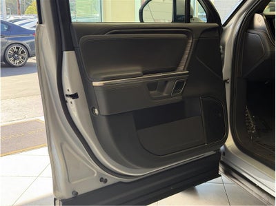 2024 Rivian R1S Dual Max Sport Utility 4D