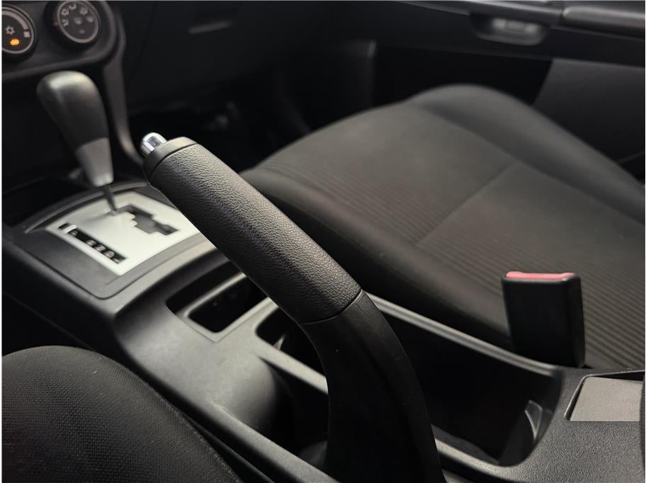 2014 Mitsubishi Lancer ES Sedan 4D