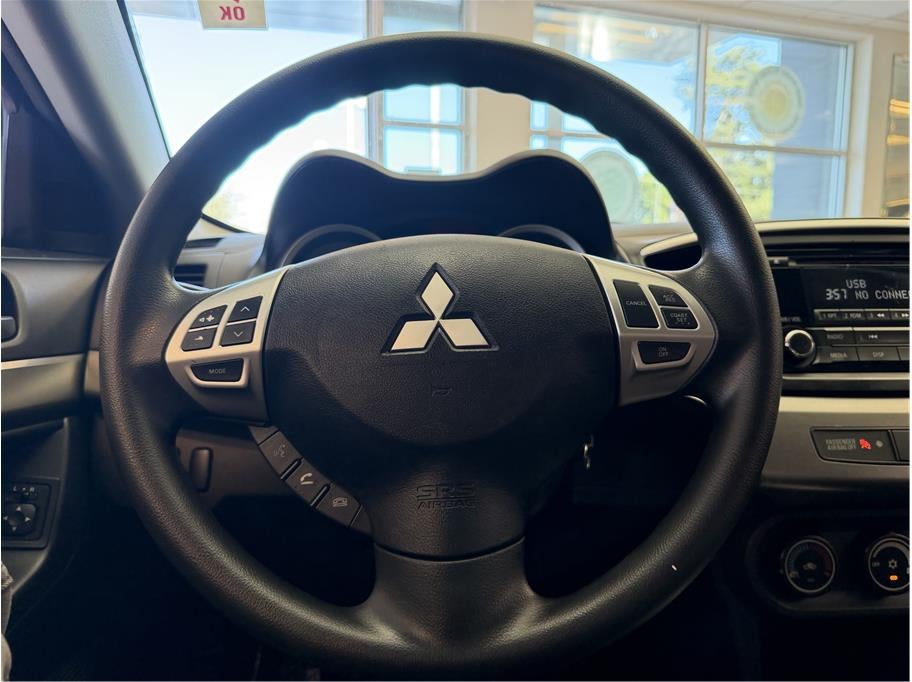 2014 Mitsubishi Lancer ES Sedan 4D