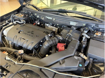 2014 Mitsubishi Lancer ES Sedan 4D