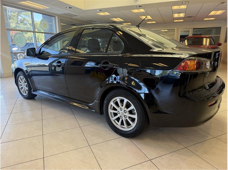 2014 Mitsubishi Lancer ES Sedan 4D