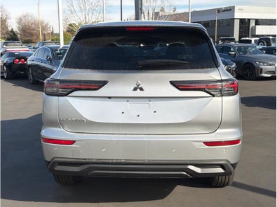 2026 Mitsubishi Outlander ES Sport Utility 4D