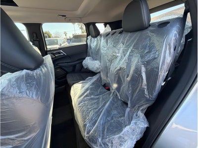 2026 Mitsubishi Outlander LE Sport Utility 4D