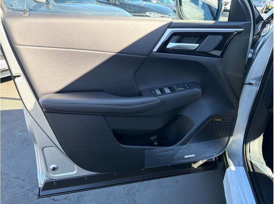 2026 Mitsubishi Outlander LE Sport Utility 4D