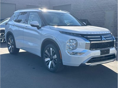 2025 Mitsubishi Outlander SEL