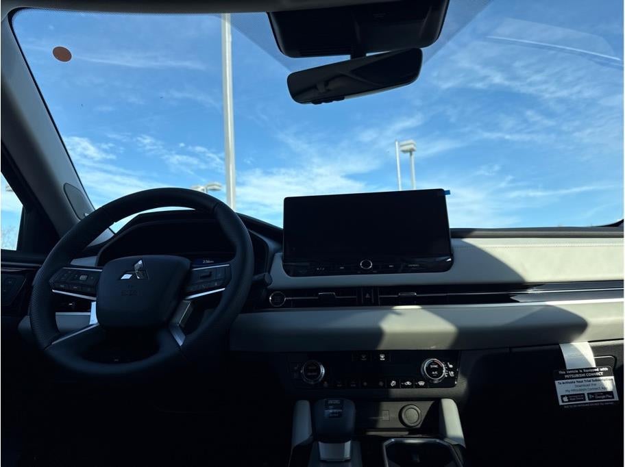 2025 Mitsubishi Outlander SEL