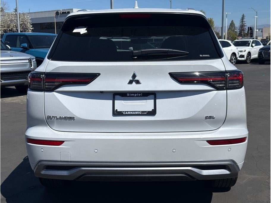 2025 Mitsubishi Outlander SEL Sport Utility 4D