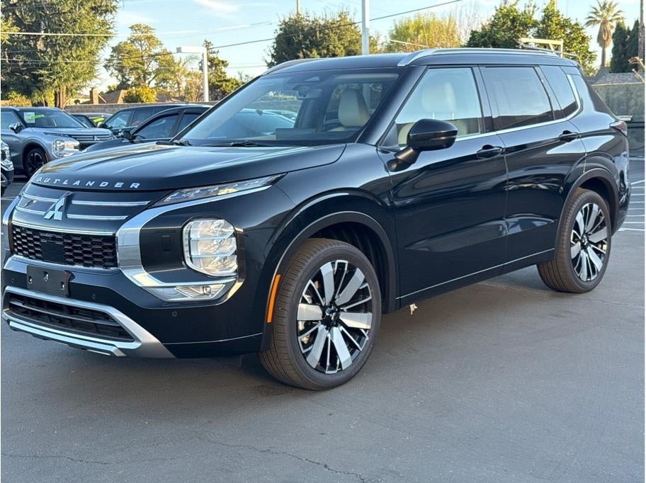 2025 Mitsubishi Outlander SEL