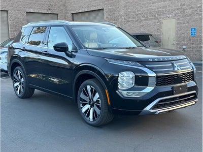 2025 Mitsubishi Outlander SEL