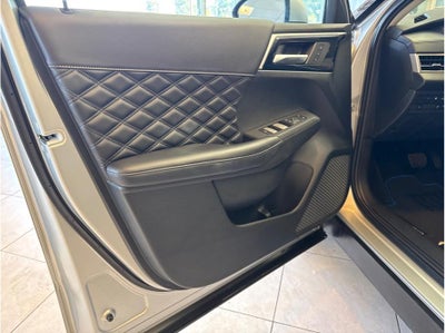 2023 Mitsubishi Outlander PHEV SEL Sport Utility 4D