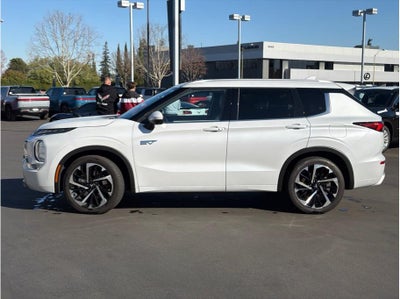 2023 Mitsubishi Outlander PHEV SEL Sport Utility 4D