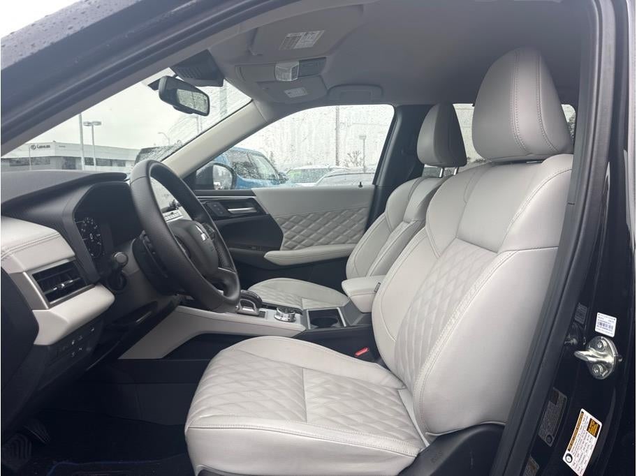 2023 Mitsubishi Outlander PHEV SEL Sport Utility 4D