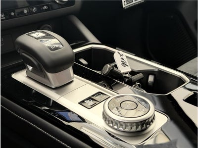 2026 Mitsubishi Outlander PHEV SE