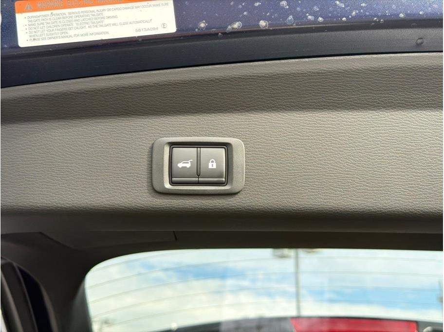 2025 Mitsubishi Outlander PHEV SE