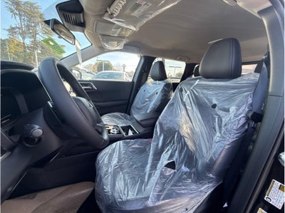 2025 Mitsubishi Outlander PHEV SE