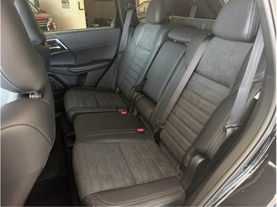 2026 Mitsubishi Outlander PHEV SE