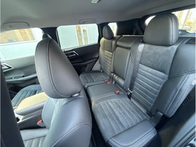 2025 Mitsubishi Outlander PHEV SE