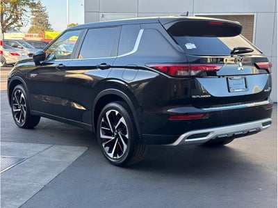 2025 Mitsubishi Outlander PHEV SE