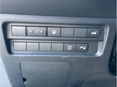 2025 Mitsubishi Outlander PHEV SE