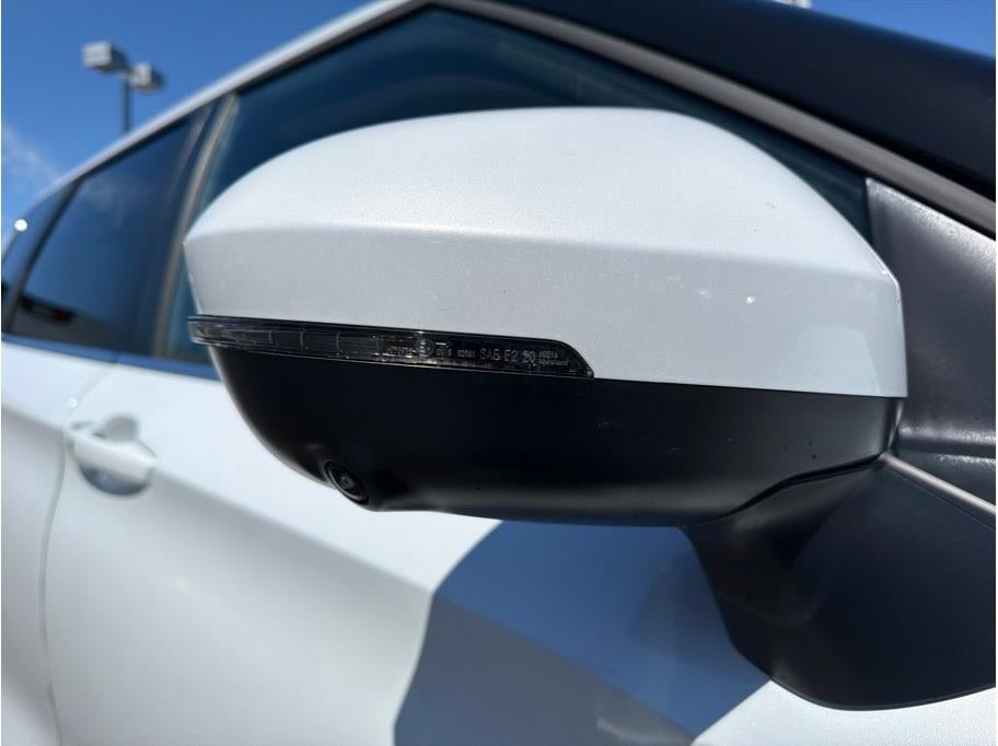 2025 Mitsubishi Outlander PHEV SE