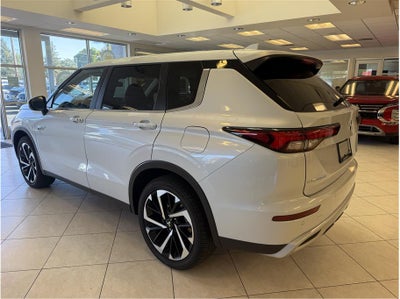 2025 Mitsubishi Outlander PHEV SE Sport Utility 4D