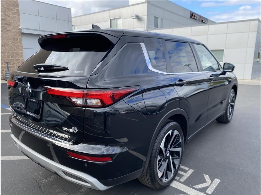 2025 Mitsubishi Outlander PHEV SE