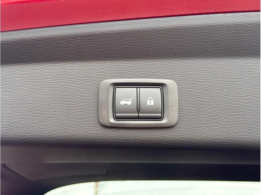 2025 Mitsubishi Outlander PHEV SEL