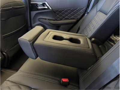 2025 Mitsubishi Outlander PHEV SEL Sport Utility 4D