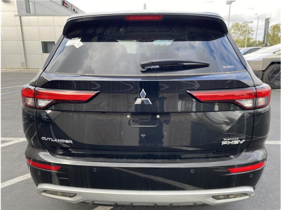 2025 Mitsubishi Outlander PHEV PLATINUM EDITION