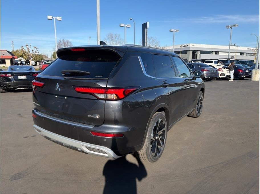 2025 Mitsubishi Outlander PHEV SEL Premium Package