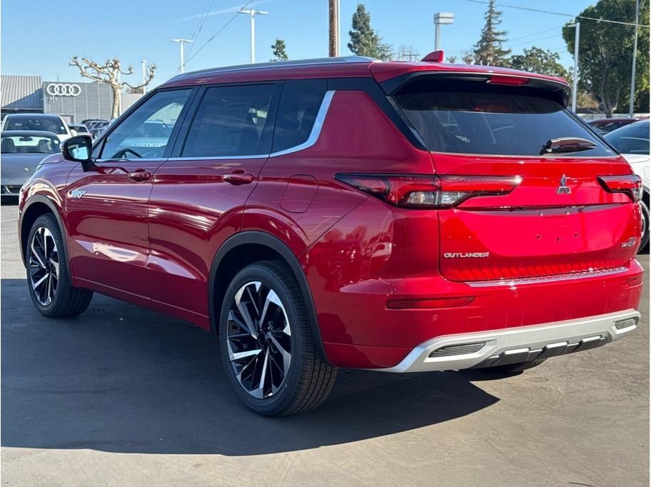 2025 Mitsubishi Outlander PHEV SEL