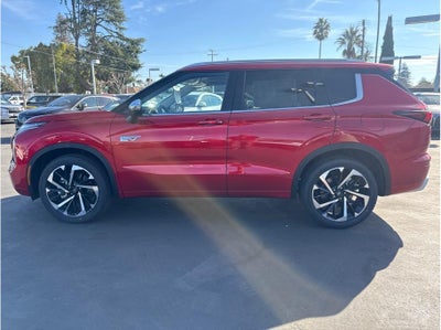 2025 Mitsubishi Outlander PHEV SEL