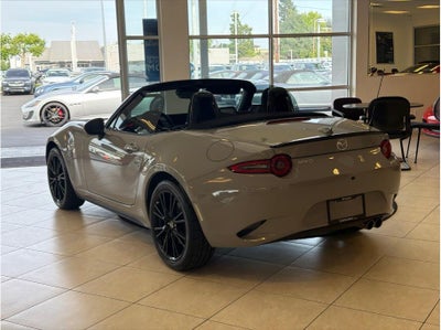 2024 Mazda Mazda MX-5 Miata Club Convertible 2D