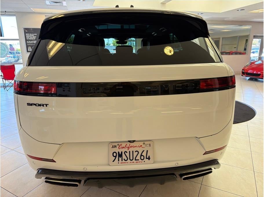 2024 Land Rover Range Rover Sport P400 SE Dynamic Sport Utility 4D